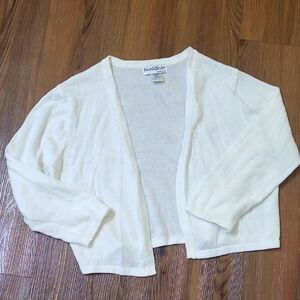 NorthStyle White Cropped Cardigan Sweater used good condition‎